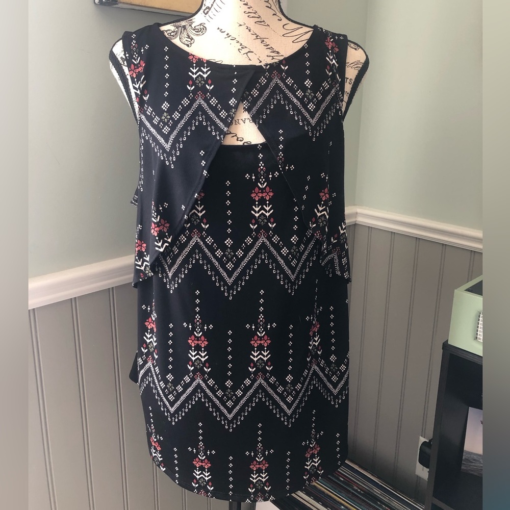 Maurice’s black flower blouse size XL